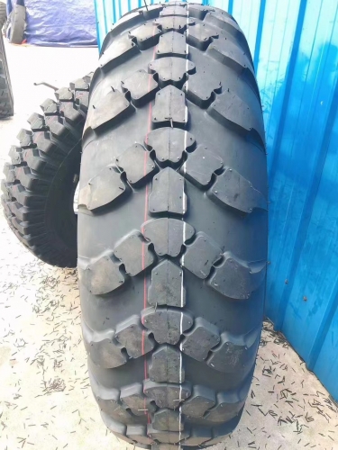 BREAKTHROUGH IN MILITARY TIRE TECHNOLOGY: 15.00-21 MILITARY TIRE